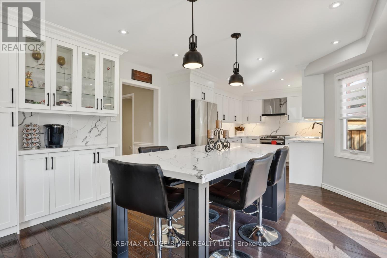 84 Silverbirch Place, Whitby, Ontario  L1R 1X5 - Photo 13 - E13063644