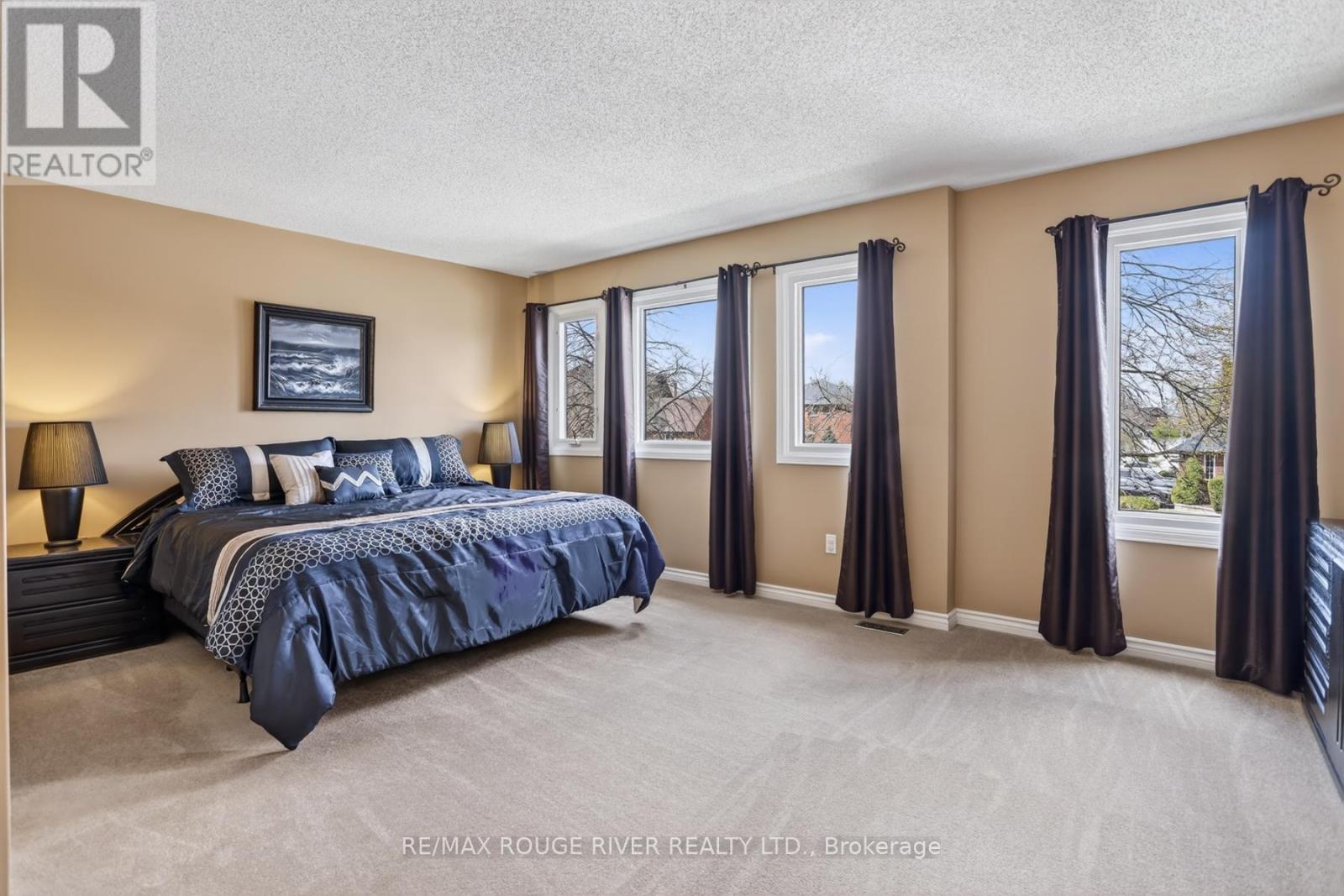 84 Silverbirch Place, Whitby, Ontario  L1R 1X5 - Photo 34 - E13063644
