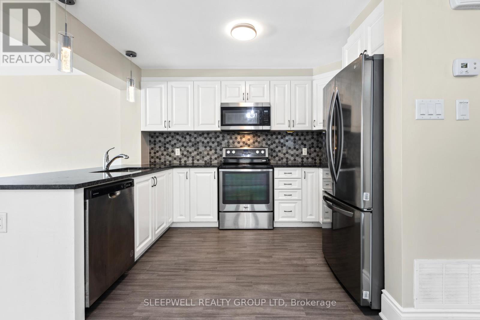 320 Lipizzaner Street, Ottawa, Ontario  K2S 0X9 - Photo 12 - X12868858