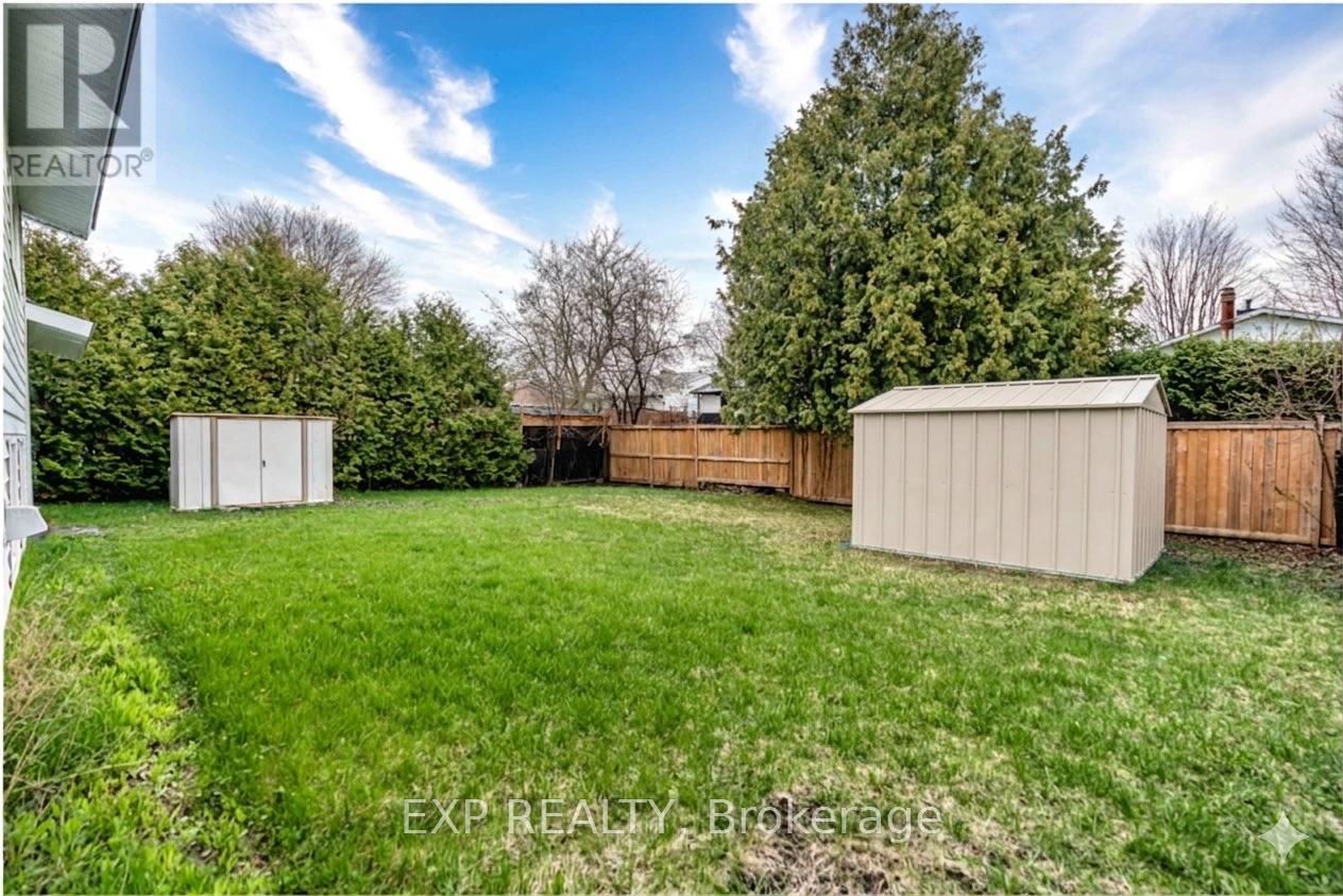 2158 Fillmore Crescent, Ottawa, Ontario  K1J 6A4 - Photo 42 - X12935712