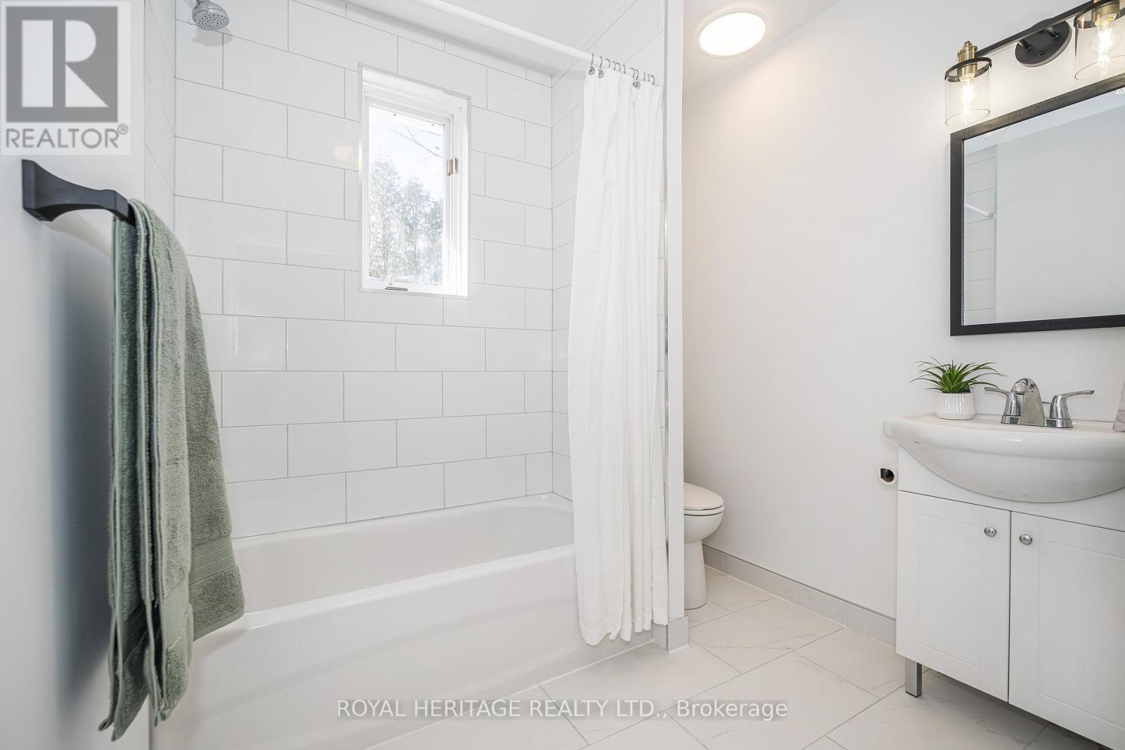 121 Tulloch Drive, Ajax, Ontario  L1S 2S7 - Photo 19 - E12962680