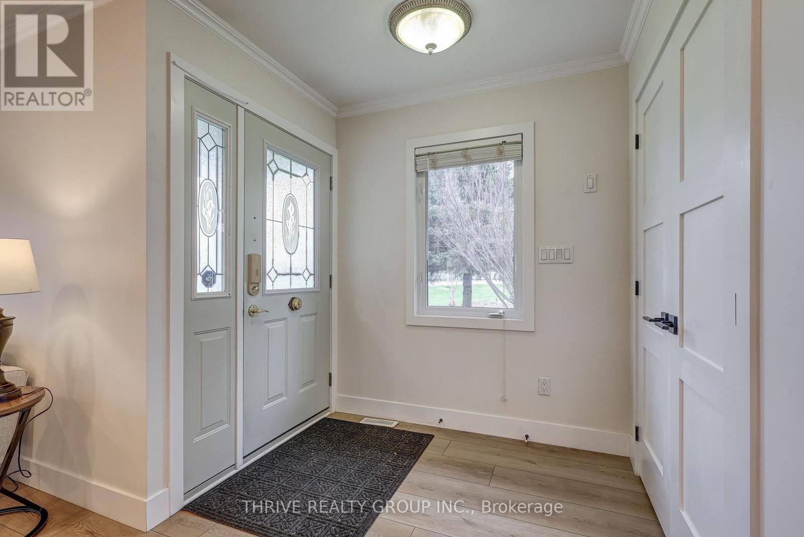 6509 Longwoods Road, Southwest Middlesex, Ontario  N0L 1T0 - Photo 2 - X13066608