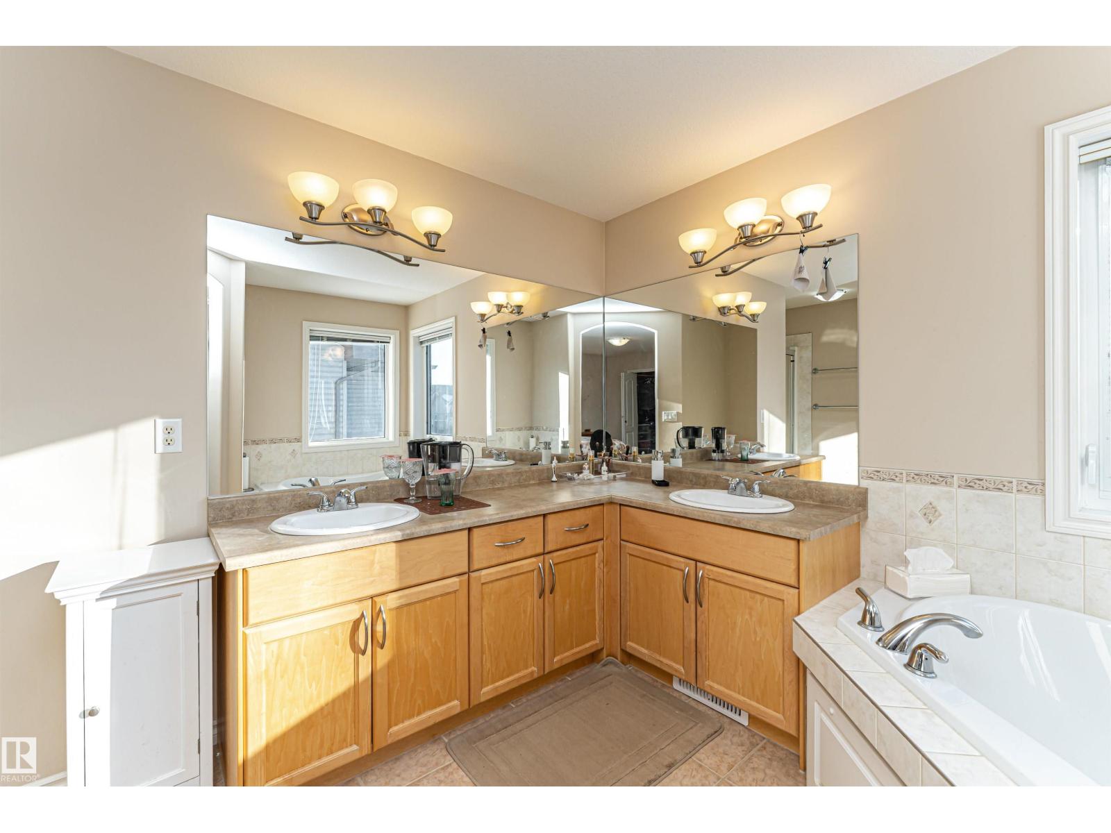 1915 126 St Sw, Edmonton, Alberta  T6W 0A5 - Photo 34 - E4485076