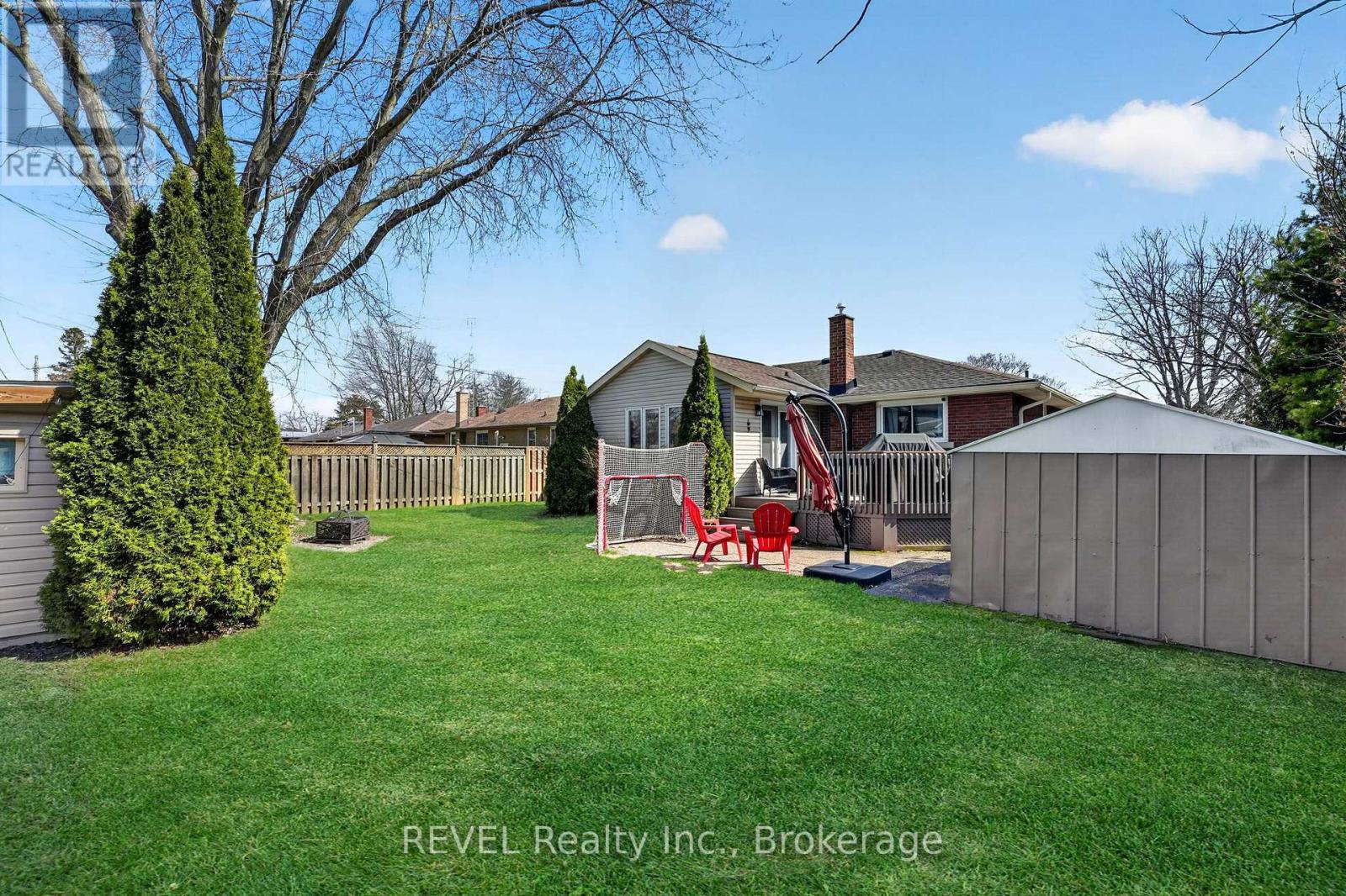 11 Tamarack Street, Welland, Ontario  L3C 4X6 - Photo 37 - X13066654