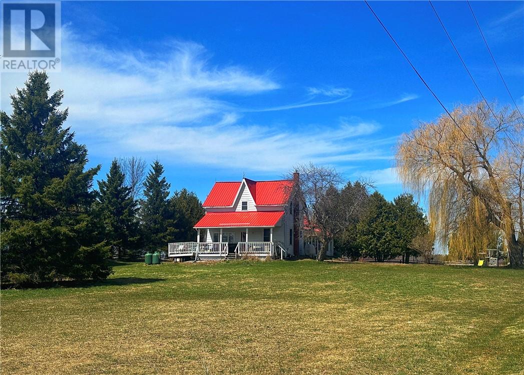 13288 Highway 540, Gore Bay, Ontario  P0P 1H0 - Photo 2 - 2126561