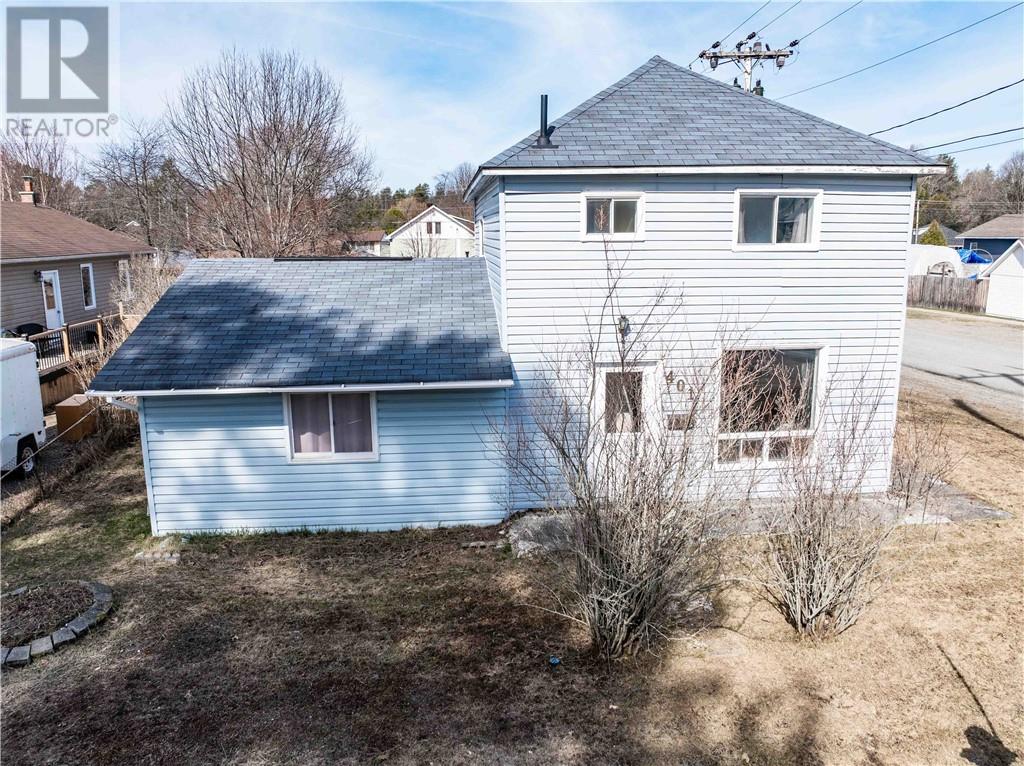 401 Castle Street, Massey, Ontario  P0P 1P0 - Photo 1 - 2127316