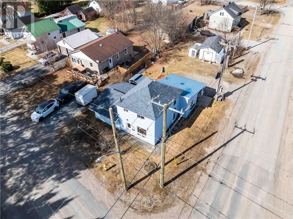 401 Castle Street, Massey, Ontario  P0P 1P0 - Photo 5 - 2127316