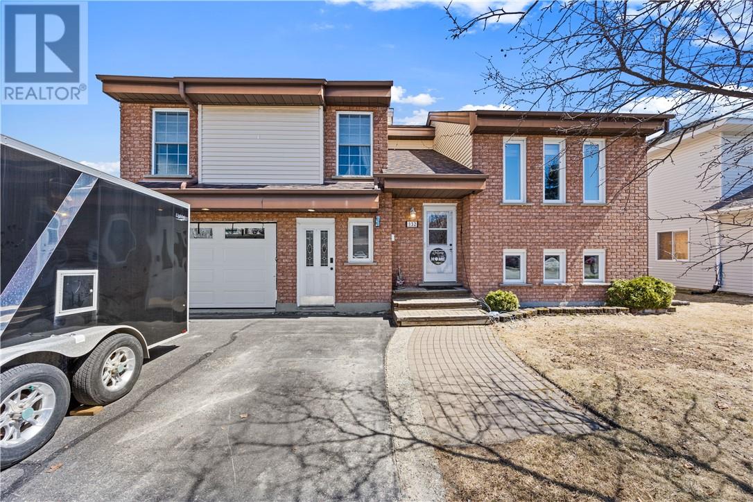 132 Ravina Avenue, Garson, Ontario