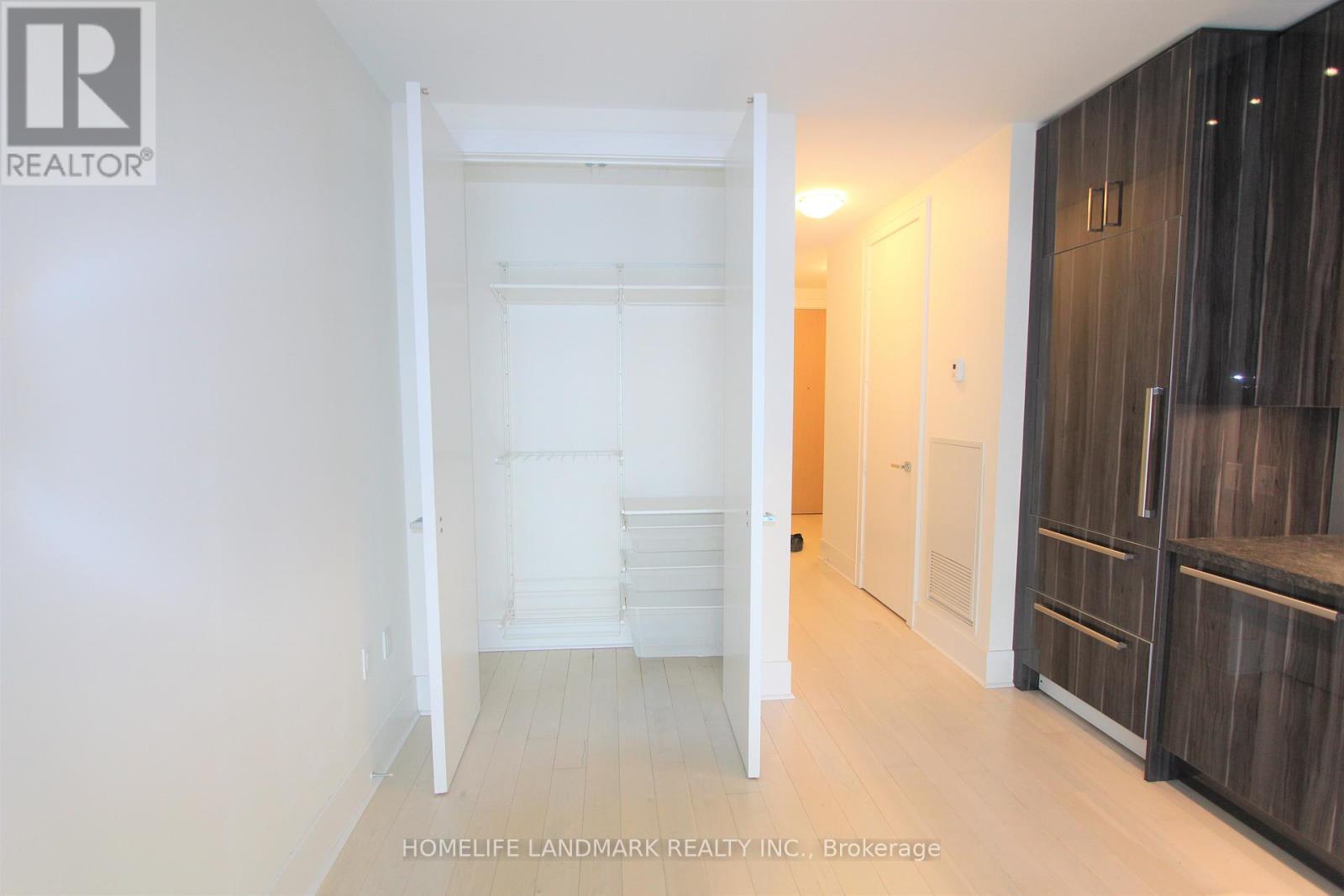 1019 - 29 Queens Quay E, Toronto, Ontario  M5E 0A4 - Photo 6 - C13066554