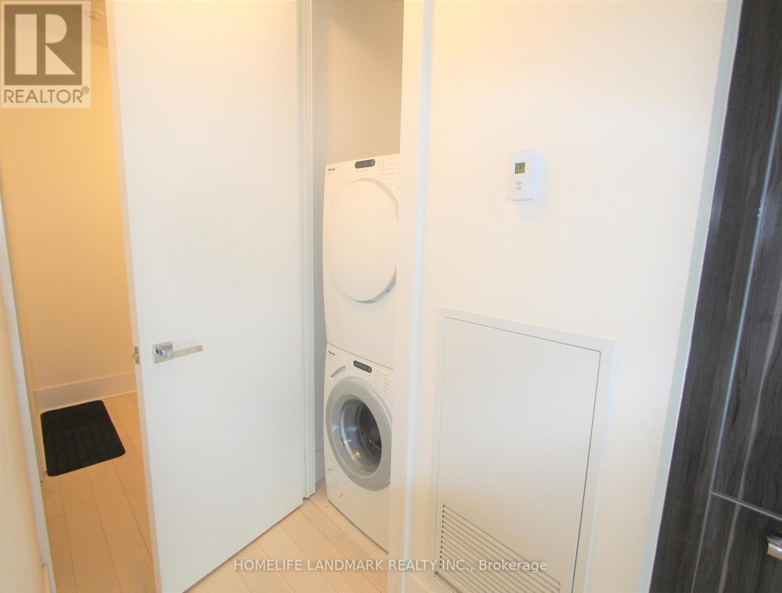 1019 - 29 Queens Quay E, Toronto, Ontario  M5E 0A4 - Photo 7 - C13066554