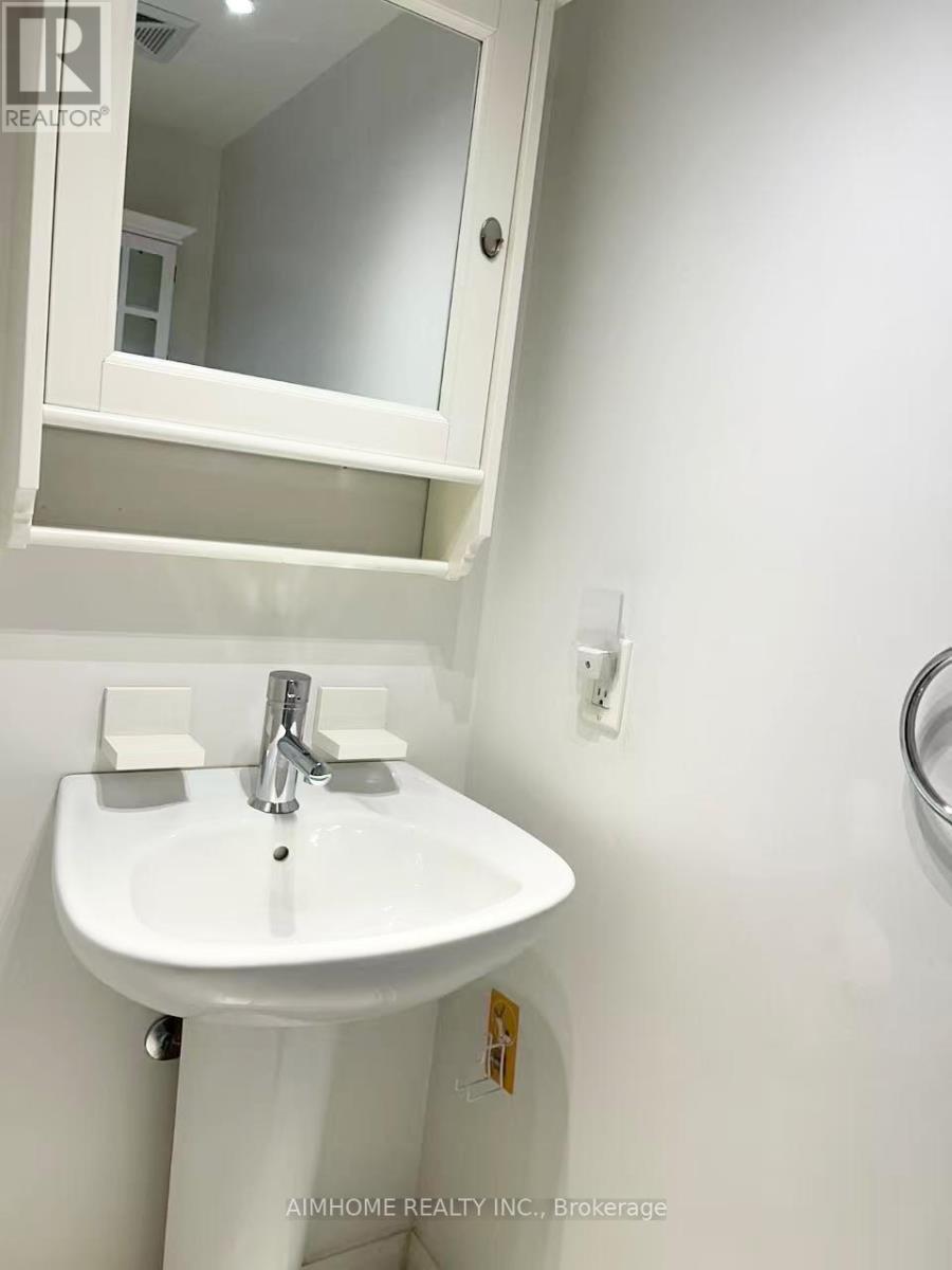 705 - 111 Elizabeth Street E, Toronto, Ontario  M5G 1P7 - Photo 12 - C13066588