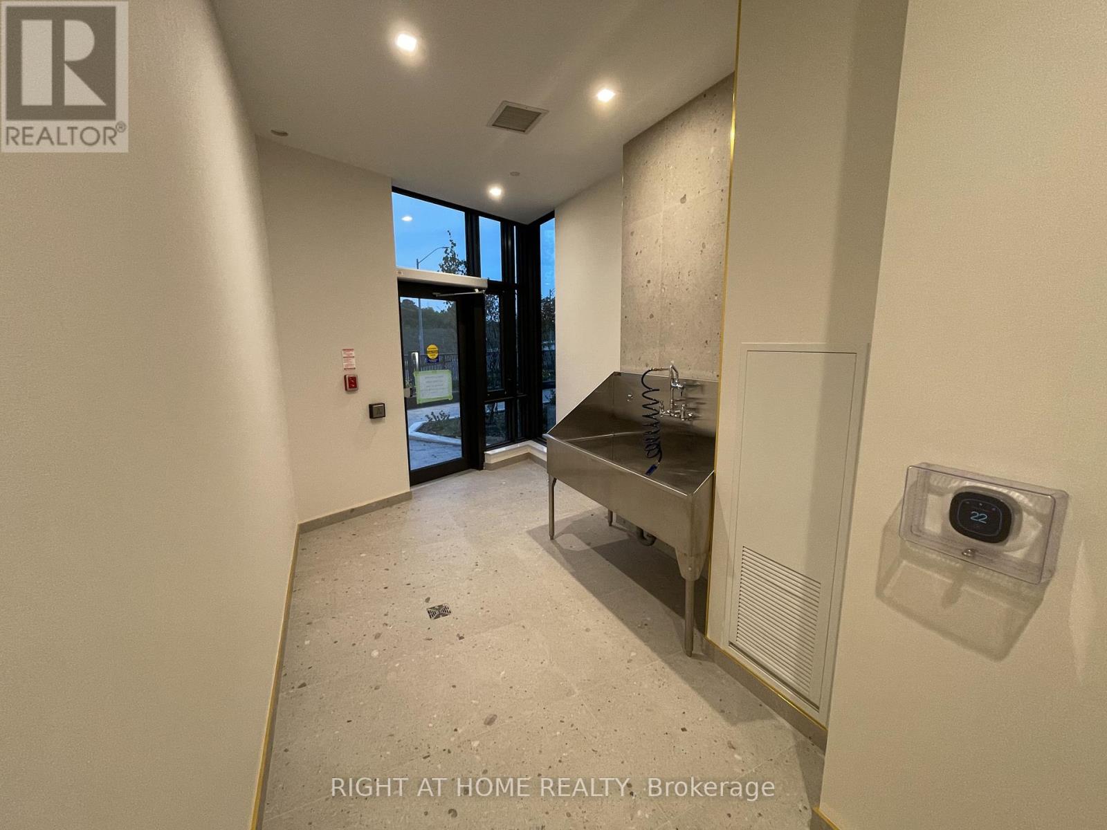 414 - 1 Kyle Lowry Road, Toronto, Ontario  M3C 1H7 - Photo 25 - C13066720