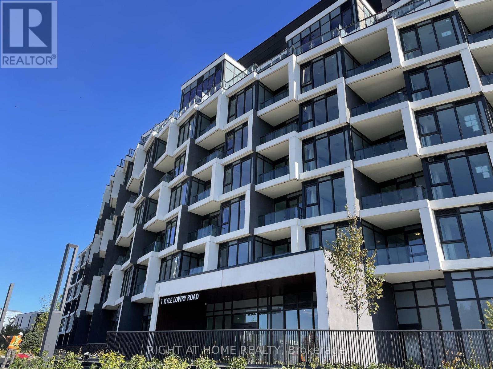 414 - 1 Kyle Lowry Road, Toronto, Ontario  M3C 1H7 - Photo 32 - C13066720