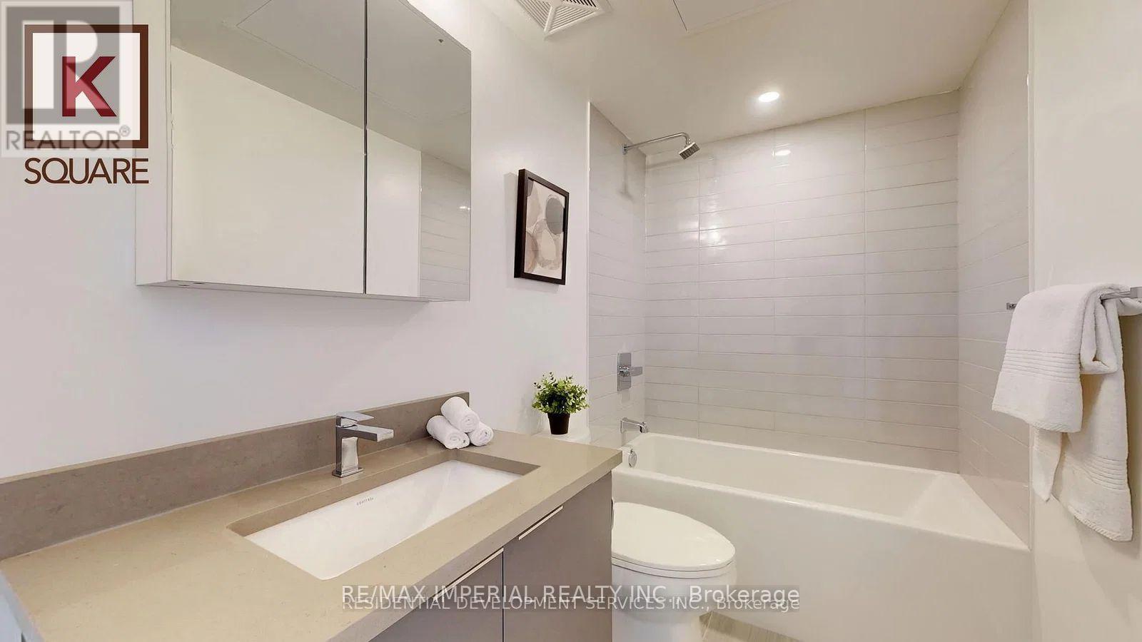 3006 - 2033 Kennedy Road, Toronto, Ontario  M1T 0B9 - Photo 6 - E13066572
