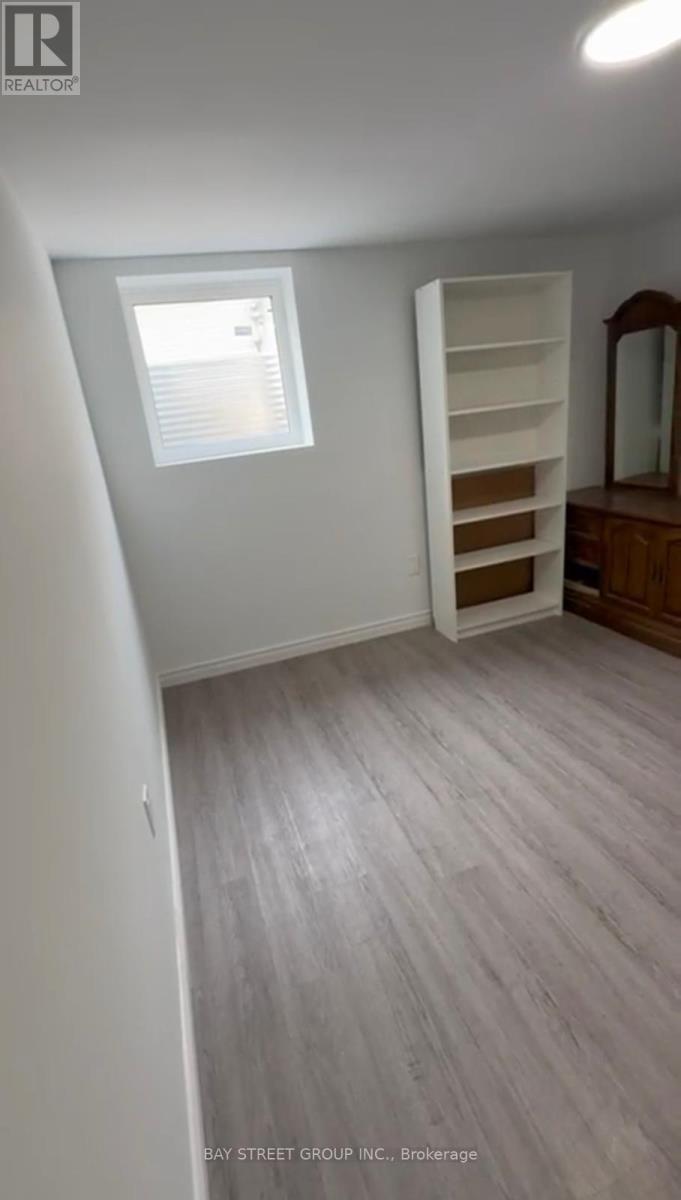 Bsmt - 882 Southdown Drive, Oshawa, Ontario  L1H 7Z6 - Photo 18 - E13066656