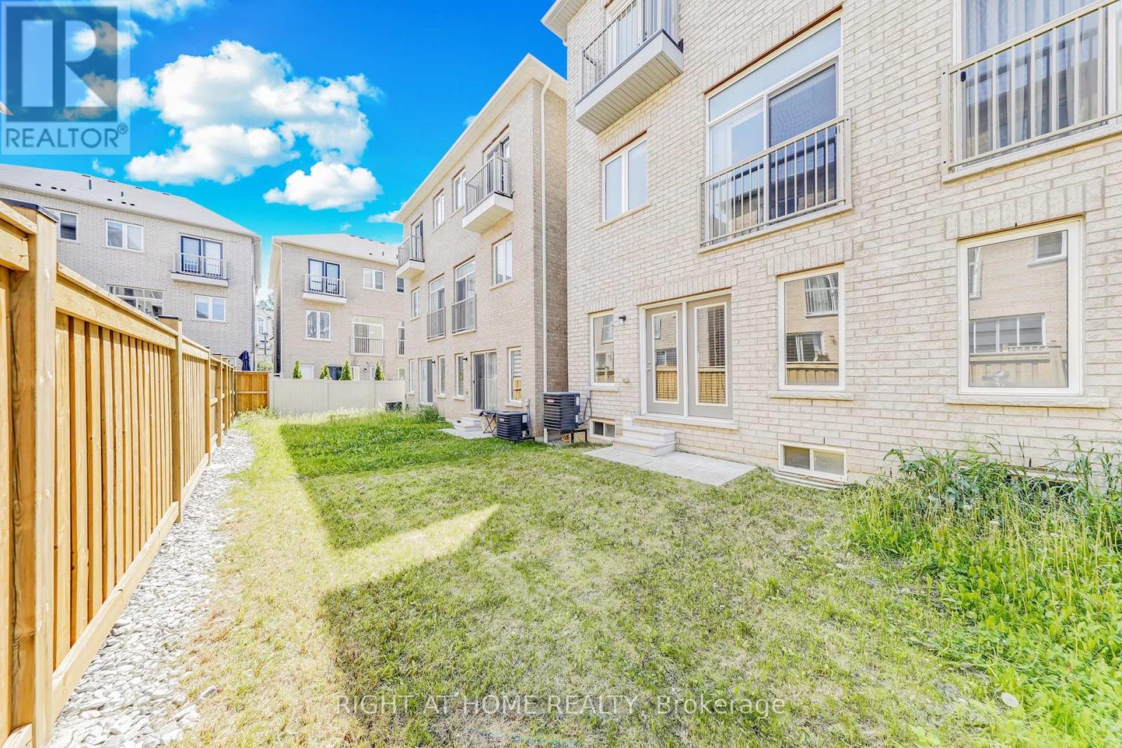 16 Lasalle Lane, Richmond Hill, Ontario  L4C 7V6 - Photo 48 - N13066584