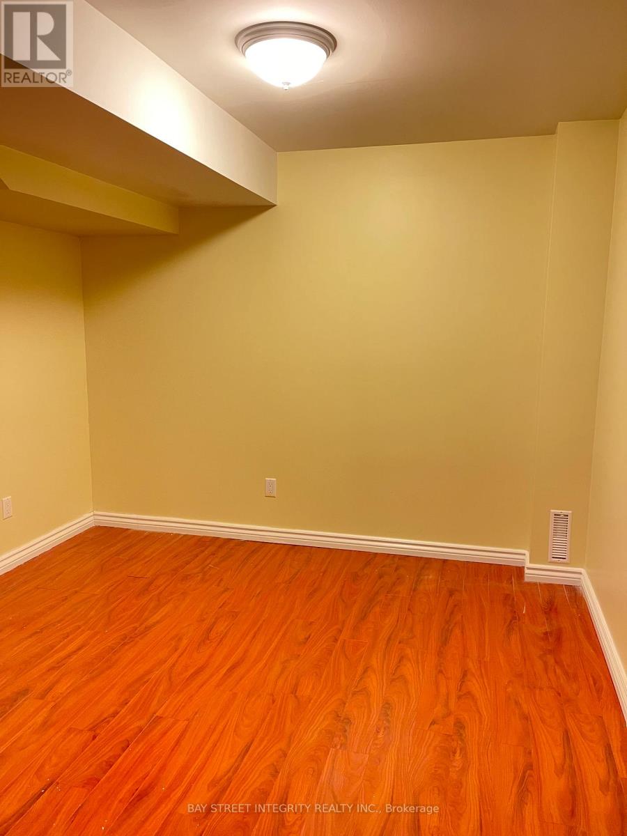 38 Southgate Crescent, Richmond Hill, Ontario  L4B 2E3 - Photo 24 - N13066630