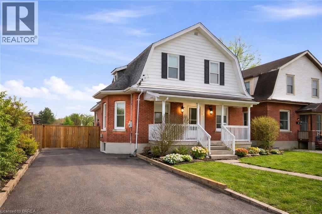 8 Carlyle Street, Brantford, Ontario  N3T 2C1 - Photo 1 - 40822566