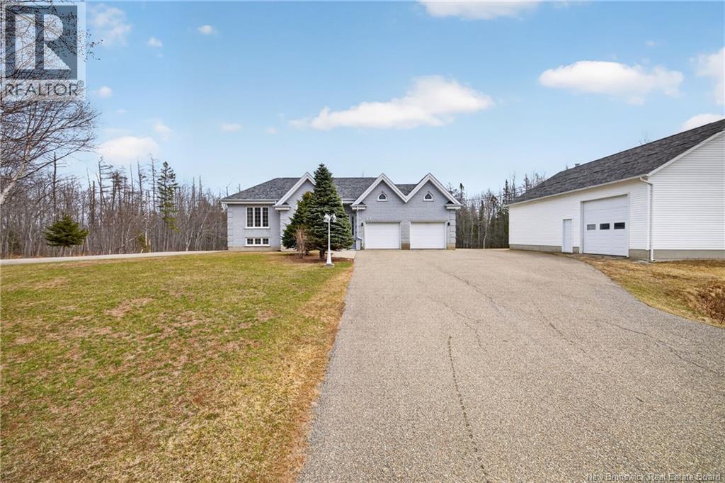 53 Rue Mallet, Haut-Shippagan, New Brunswick  E8S 2S2 - Photo 2 - NB138323
