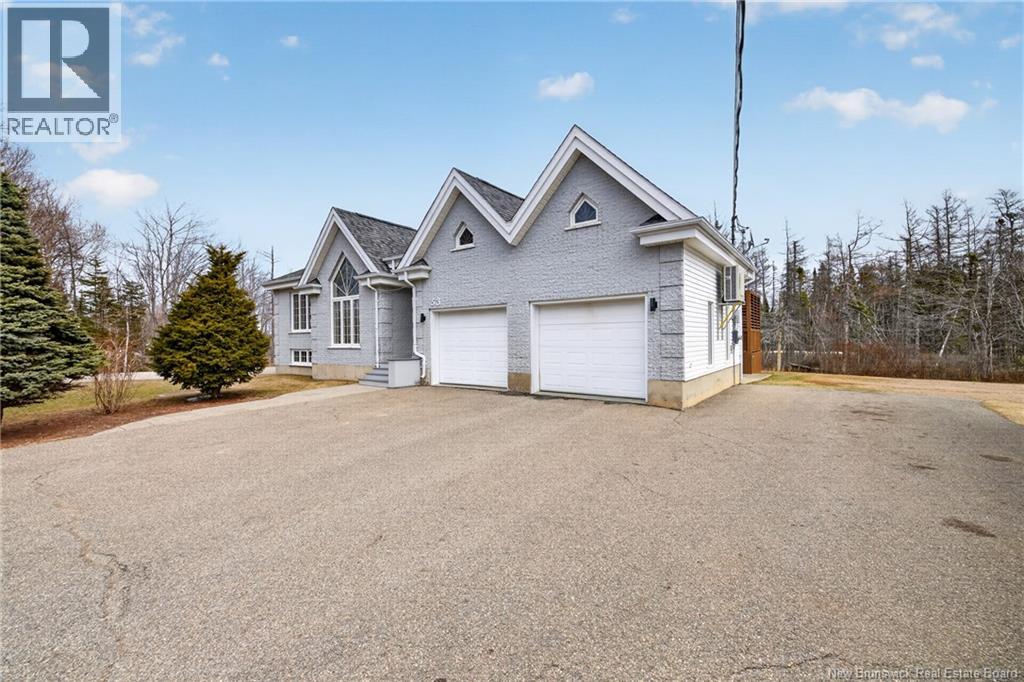 53 Rue Mallet, Haut-Shippagan, New Brunswick  E8S 2S2 - Photo 3 - NB138323
