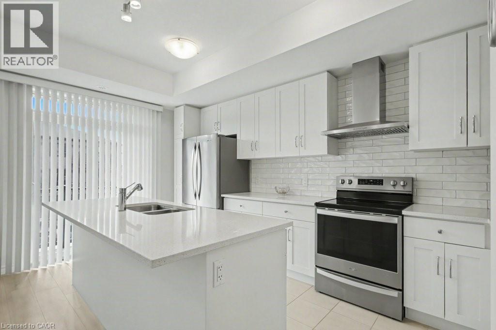 53 LOMOND Lane, Kitchener, Ontario