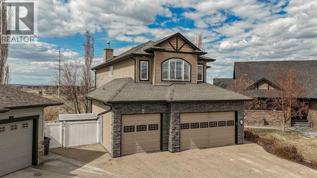 74 Ingram Close, Red Deer, Alberta  T4R 0A3 - Photo 2 - A2305888