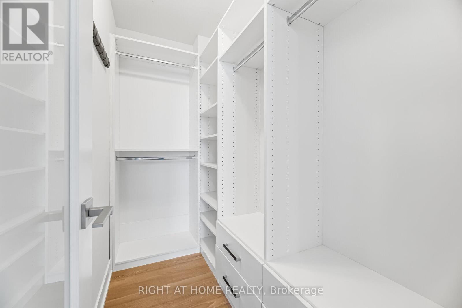 Lph5 - 4085 Parkside Village Drive, Mississauga, Ontario  L5B 0K9 - Photo 21 - W13066604