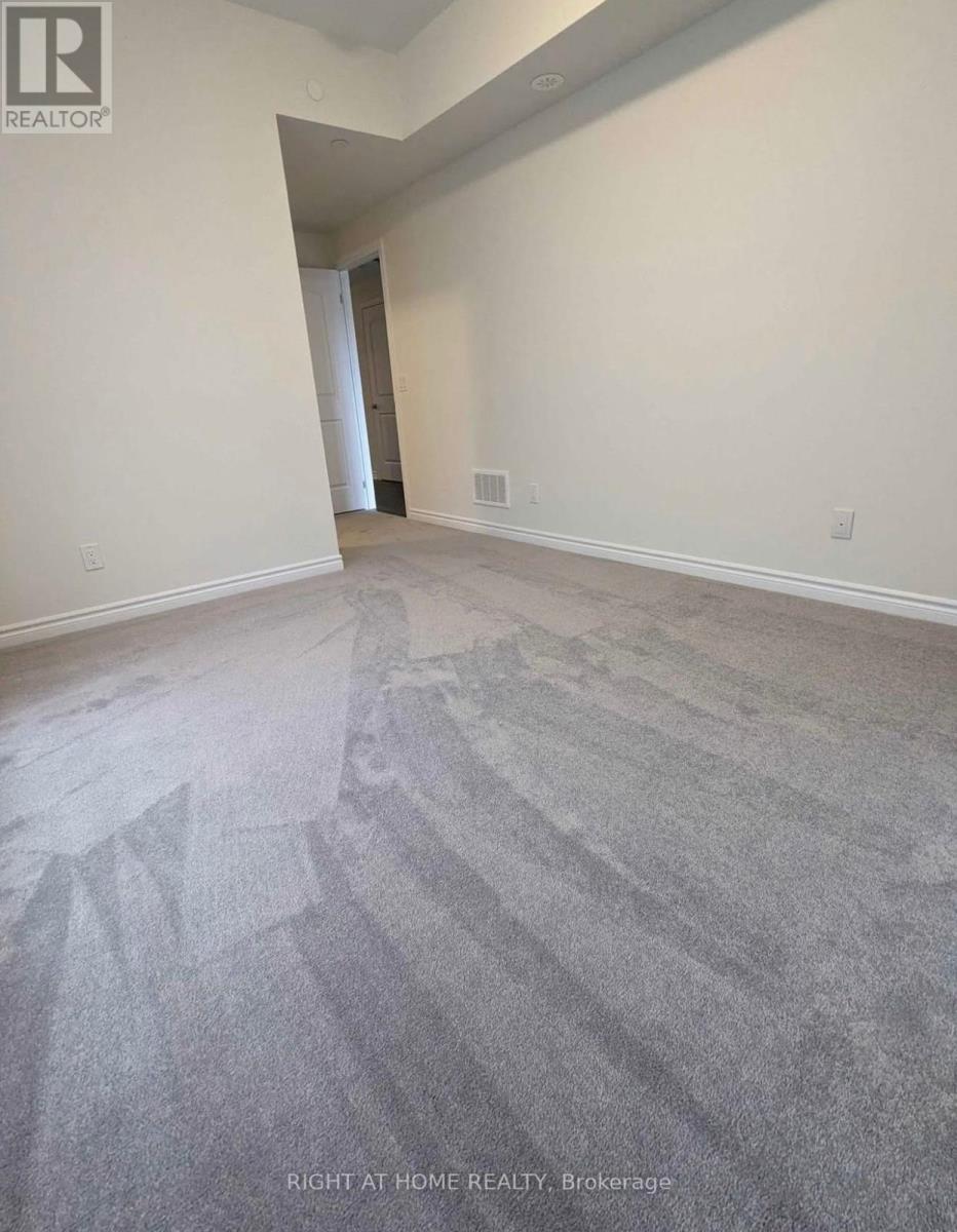 213 - 349 Wheat Boom Drive S, Oakville, Ontario  L6H 7X4 - Photo 10 - W13066636