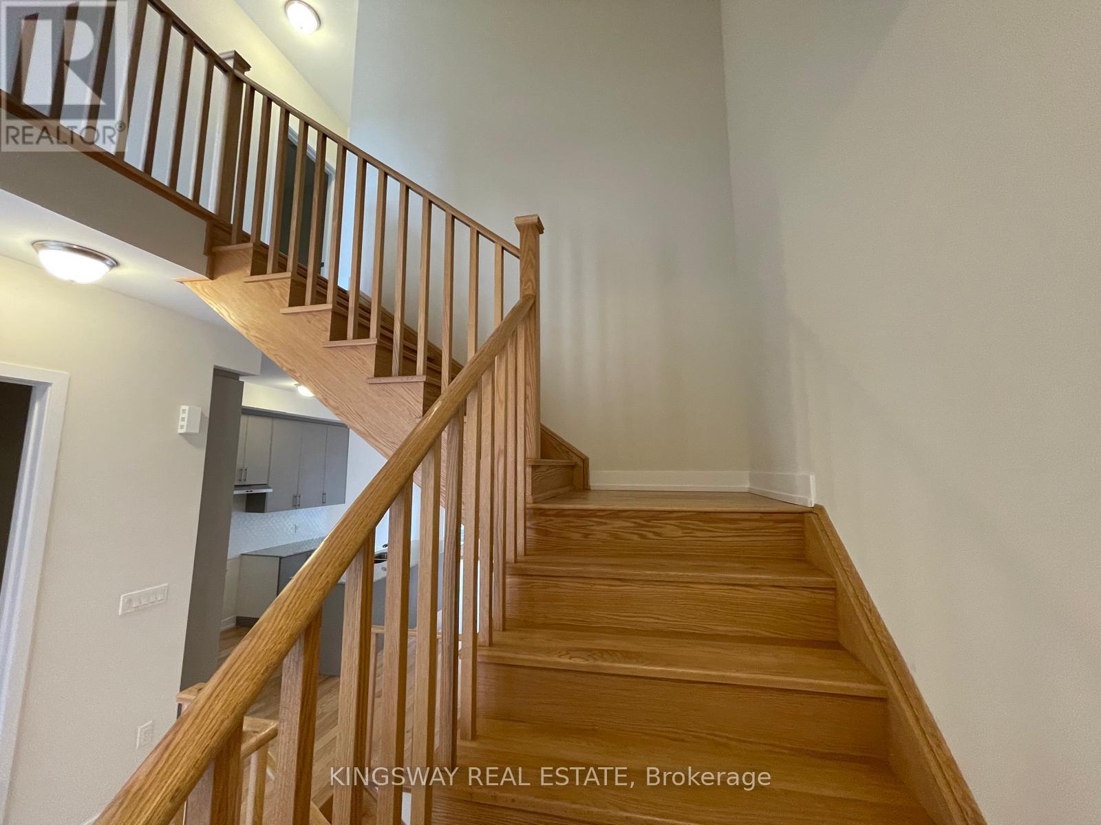 3082 Meadowridge Drive, Oakville, Ontario  L6H 7Z1 - Photo 17 - W13066650