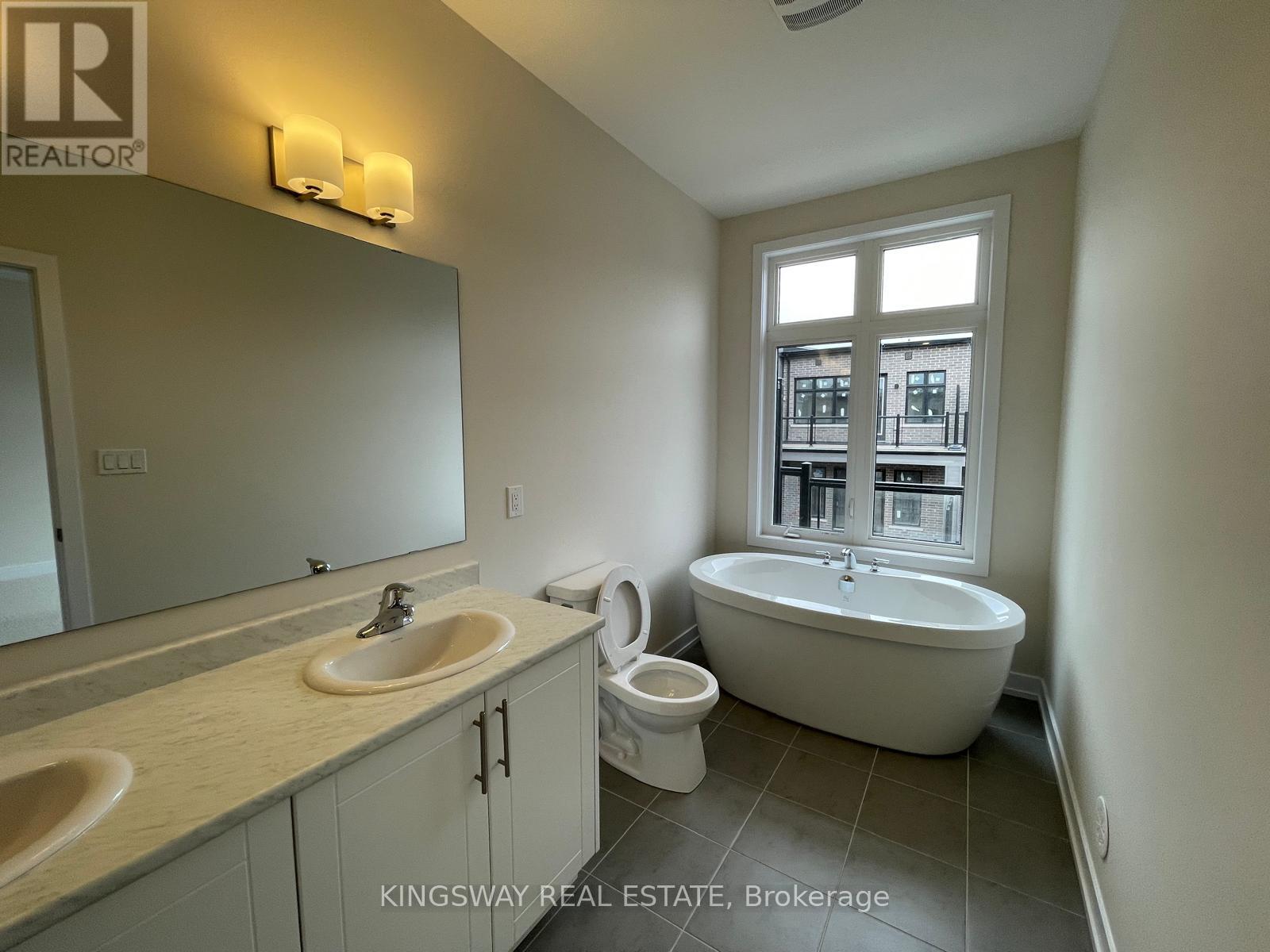 3082 Meadowridge Drive, Oakville, Ontario  L6H 7Z1 - Photo 19 - W13066650