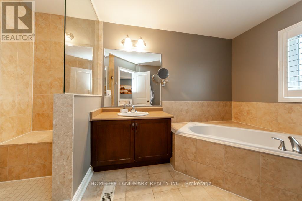 3077 Neyagawa Boulevard W, Oakville, Ontario  L6M 4L7 - Photo 11 - W13066684