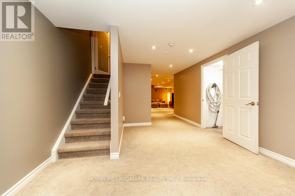 3077 Neyagawa Boulevard W, Oakville, Ontario  L6M 4L7 - Photo 15 - W13066684
