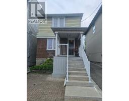 602 RIDELLE AVENUE, Toronto, Ontario