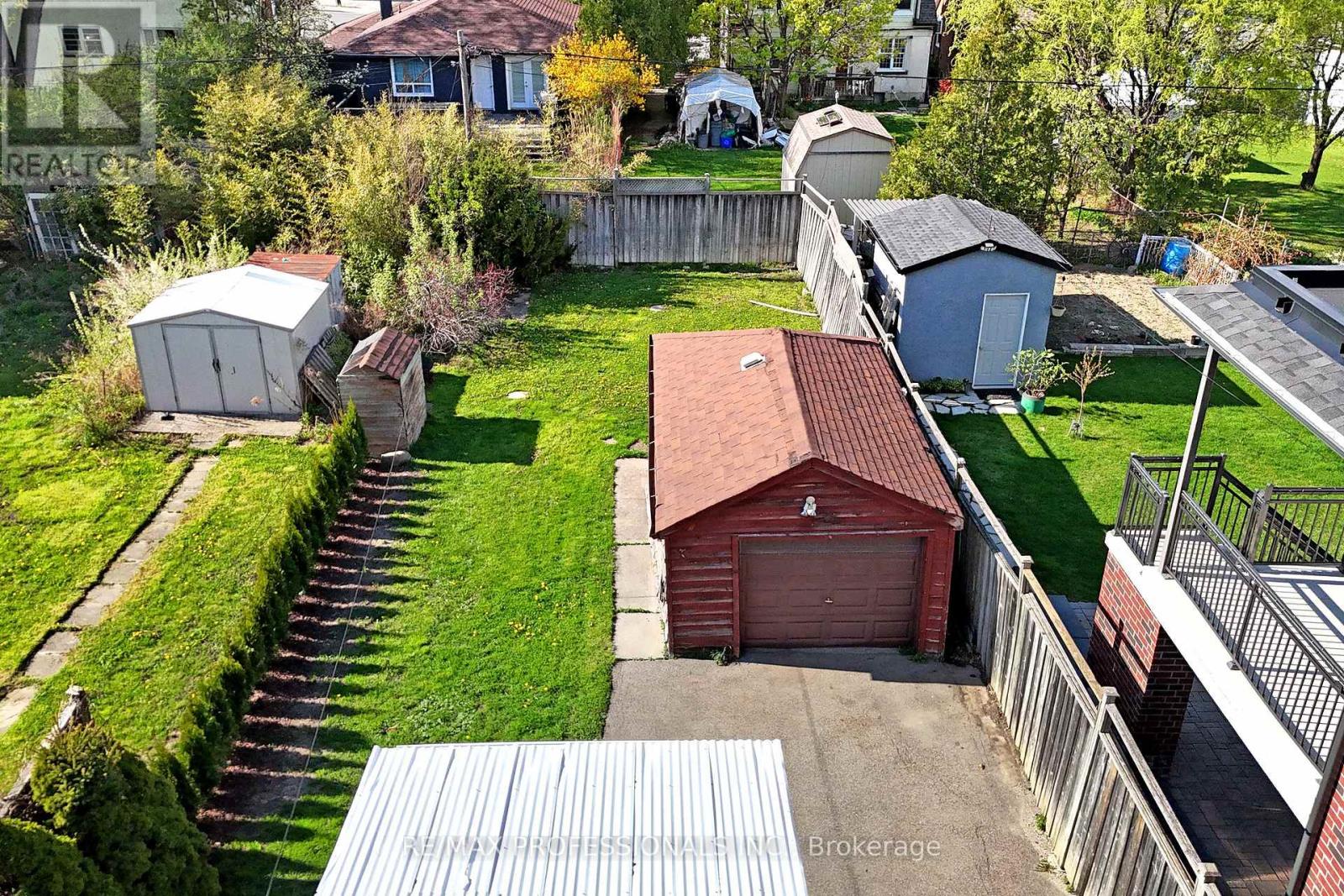 24 Braeburn Avenue, Toronto, Ontario  M9P 2J3 - Photo 31 - W13066760