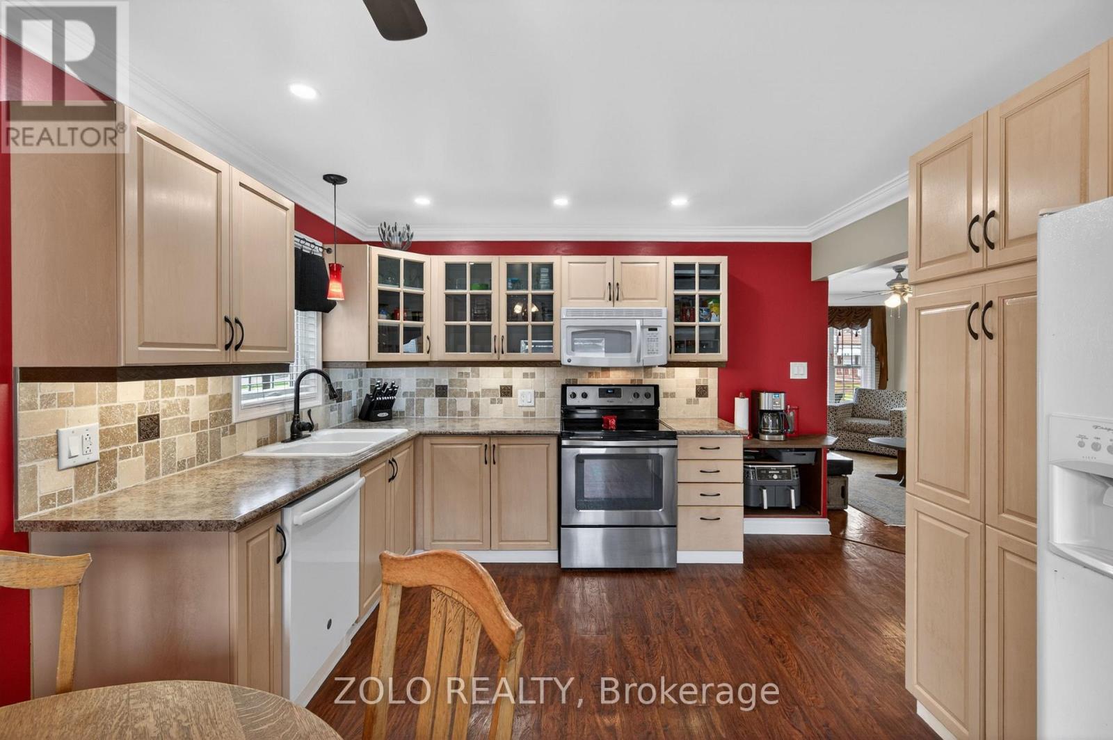 360 Talbot Street, Hamilton, Ontario  L8H 6T4 - Photo 14 - X13066738