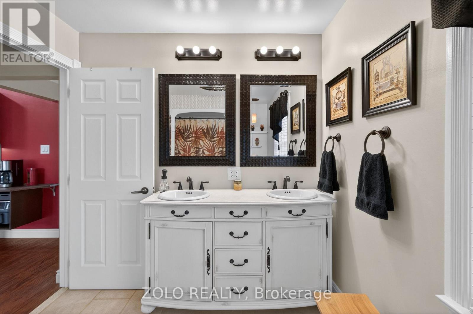360 Talbot Street, Hamilton, Ontario  L8H 6T4 - Photo 19 - X13066738