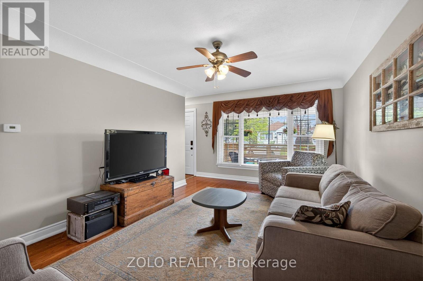 360 Talbot Street, Hamilton, Ontario  L8H 6T4 - Photo 9 - X13066738