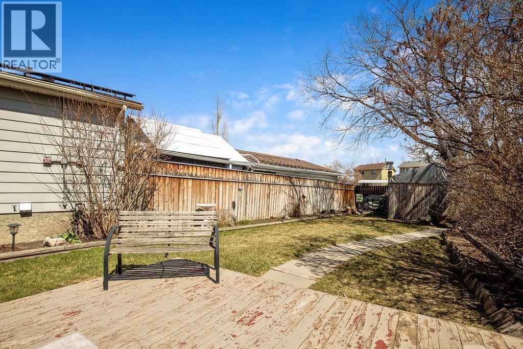 64 Erin Ridge Road Se, Calgary, Alberta  T2B 2W8 - Photo 23 - A2305287