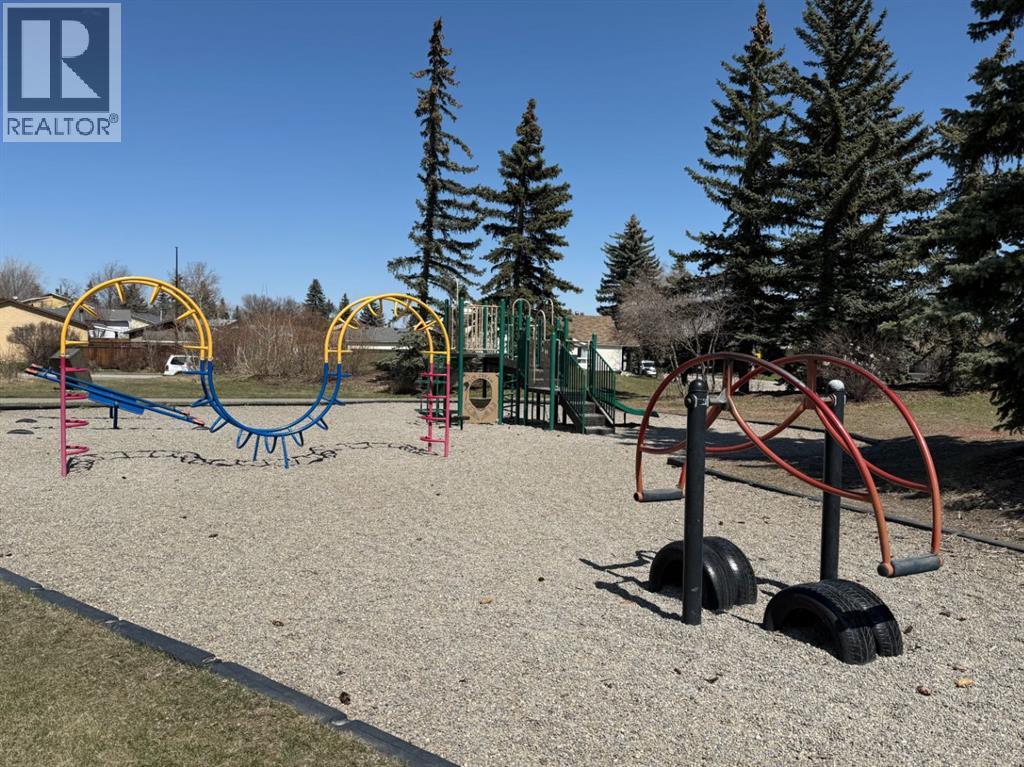 64 Erin Ridge Road Se, Calgary, Alberta  T2B 2W8 - Photo 31 - A2305287