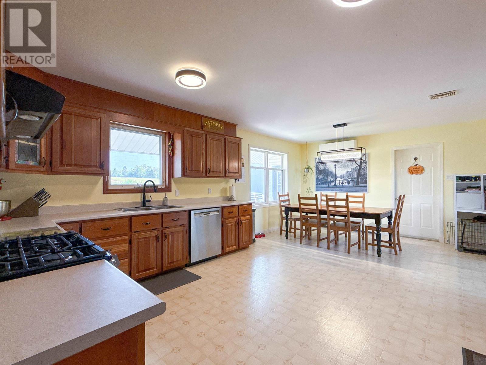 5966 Pe 19, Rice Point, Prince Edward Island  C0A 1H6 - Photo 4 - 202609230