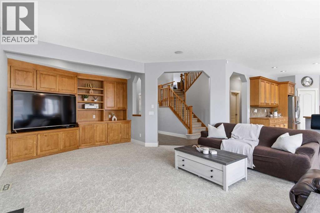 6 Tusslewood Heights NW, Calgary, Alberta  T3L 2M6 - Photo 7 - A2305303