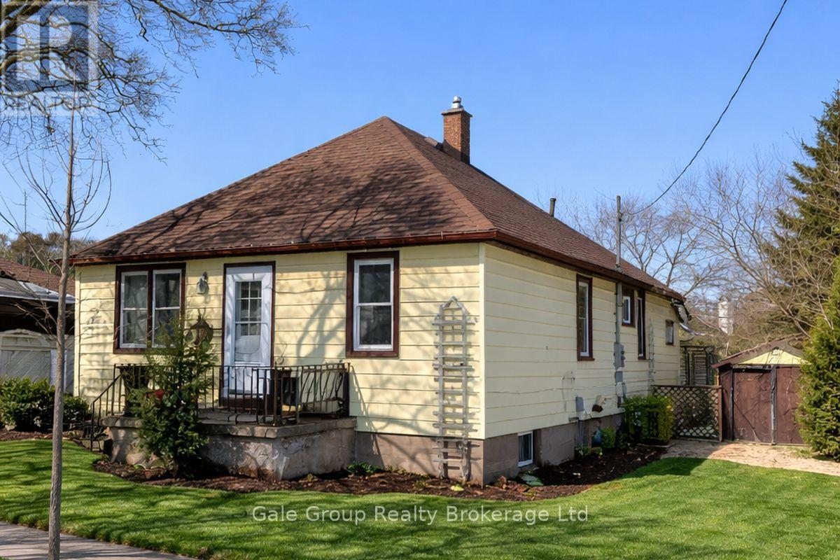 839 Dufferin Street, Woodstock, Ontario  N4S 1Y8 - Photo 1 - X13066798
