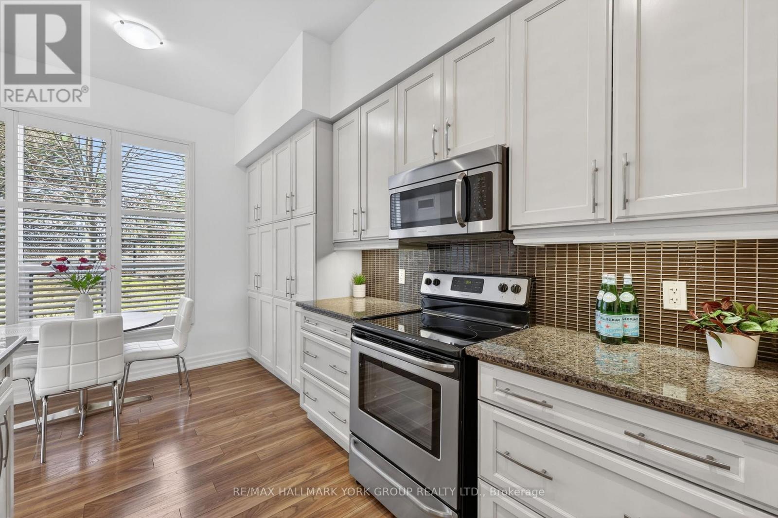 109 - 180 John Way W, Aurora, Ontario  L4G 0R3 - Photo 10 - N13056688