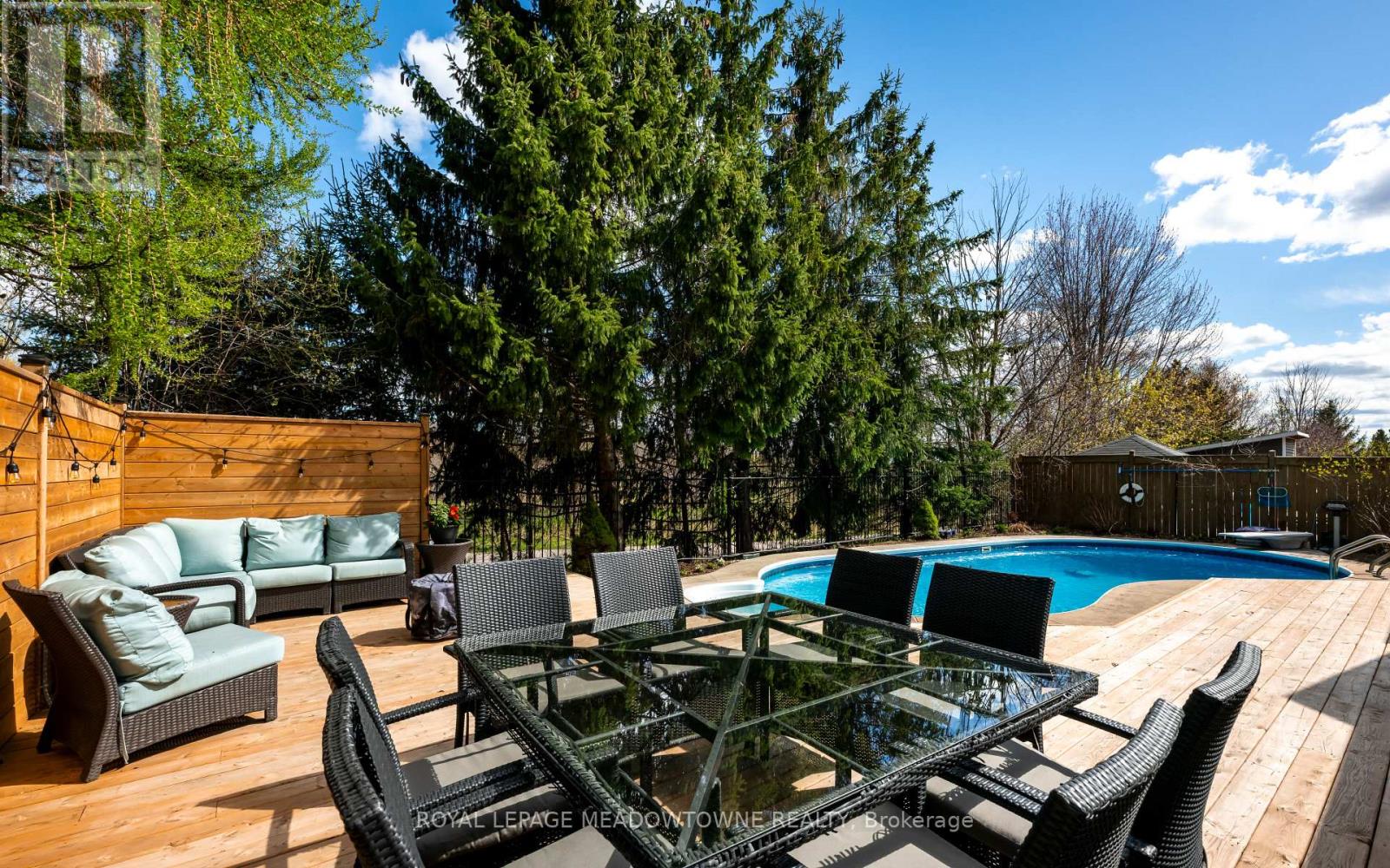 19 Grist Mill Drive, Halton Hills, Ontario  L7G 6C2 - Photo 47 - W12771162