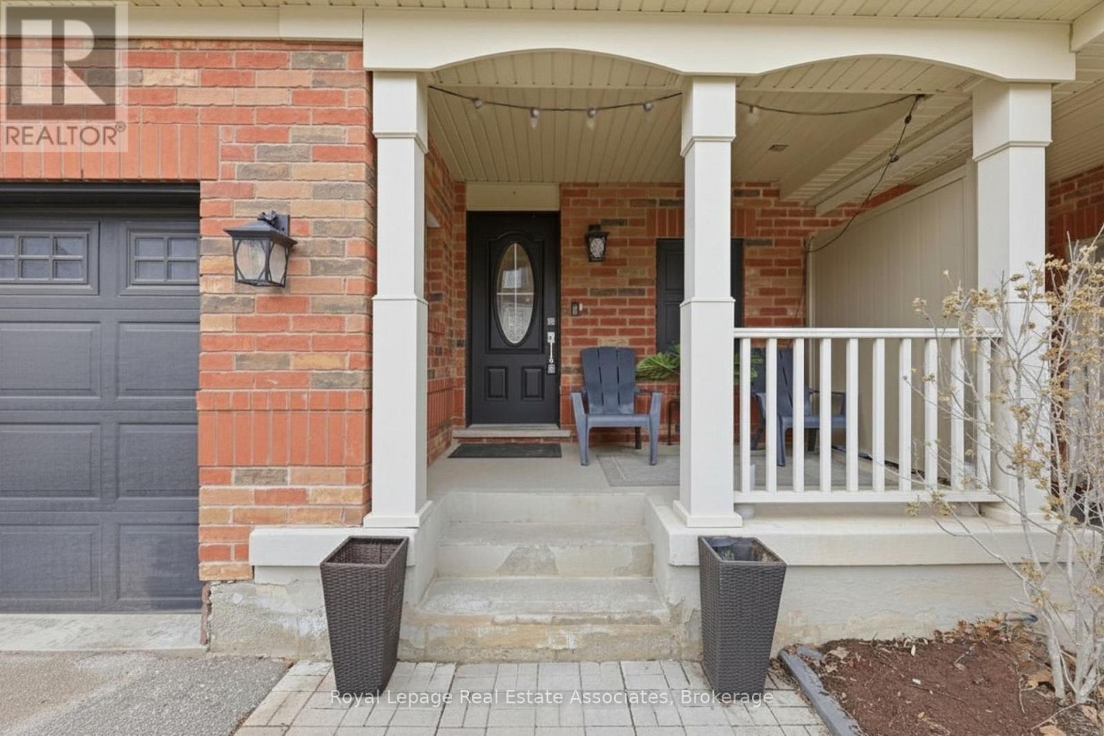 362 Cavanagh Lane, Milton, Ontario  L9T 8J9 - Photo 4 - W13032676