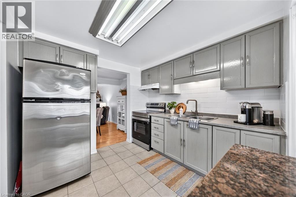 111 Connelly Drive, Kitchener, Ontario  N2N 2T9 - Photo 12 - 40821462