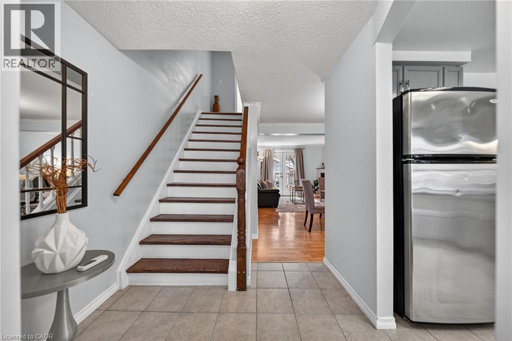 111 Connelly Drive, Kitchener, Ontario  N2N 2T9 - Photo 8 - 40821462