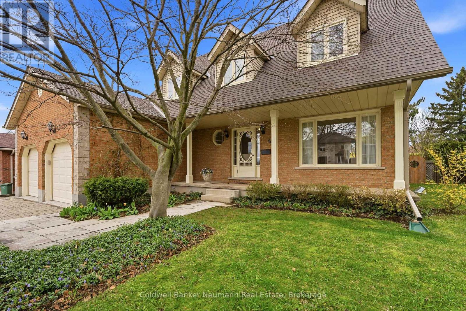 42 HANDS DRIVE, Guelph, Ontario