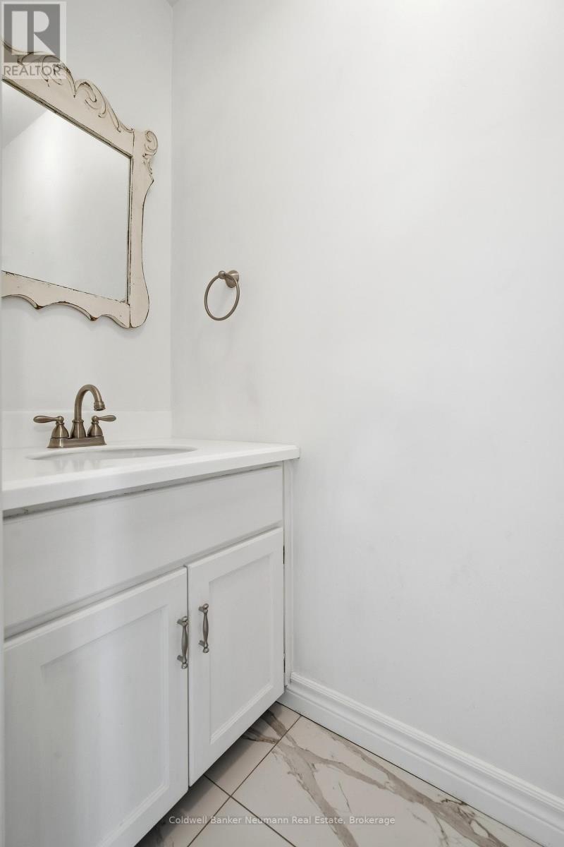 42 Hands Drive, Guelph, Ontario  N1G 3H3 - Photo 11 - X13066824
