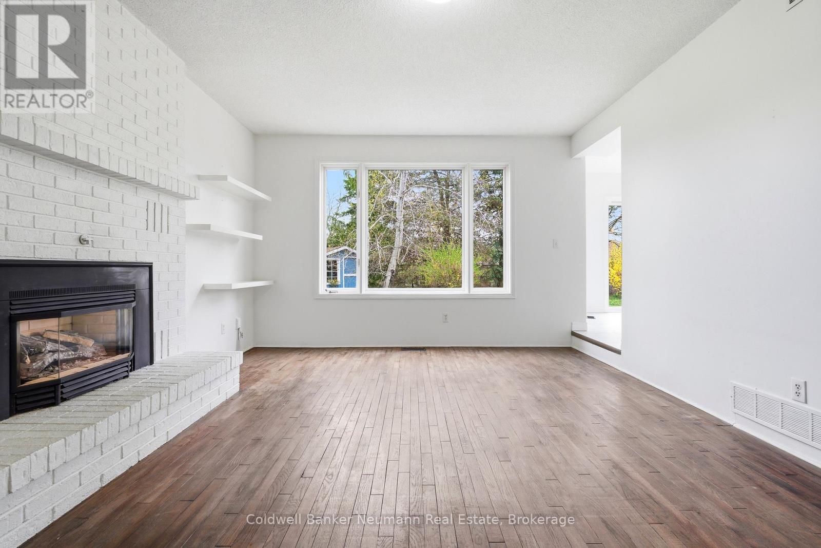 42 Hands Drive, Guelph, Ontario  N1G 3H3 - Photo 4 - X13066824
